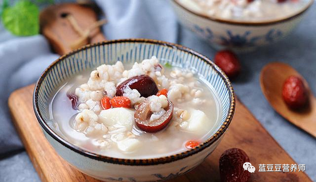 10种排湿去水肿的食物，拯救你容易水肿发胖的体质