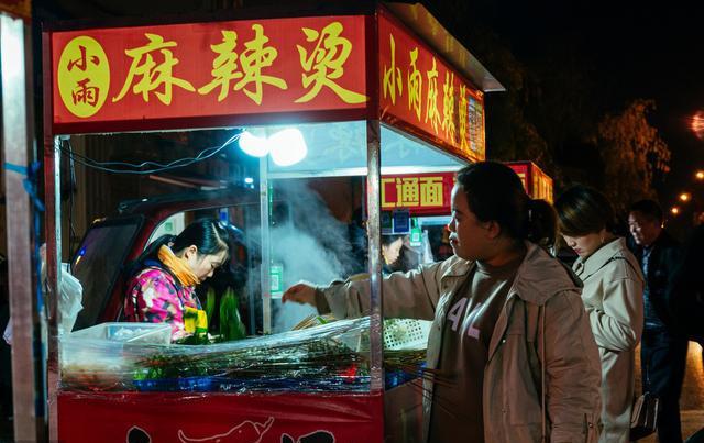 吃麻辣烫时，藏在角落的4种贵菜，顾客视而不见，老板心里乐开花