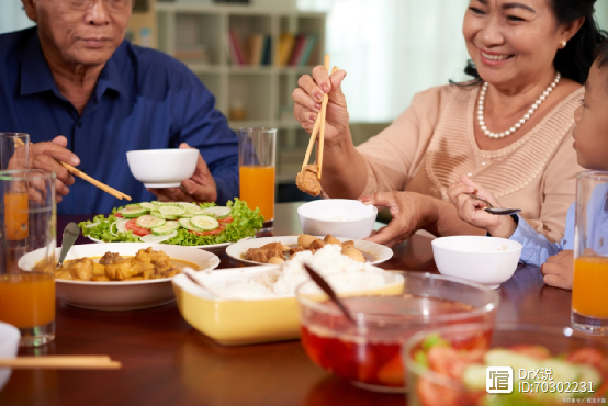 ​吃完饭后就想上厕所？结直肠癌的3个早期信号，别怪没提醒你